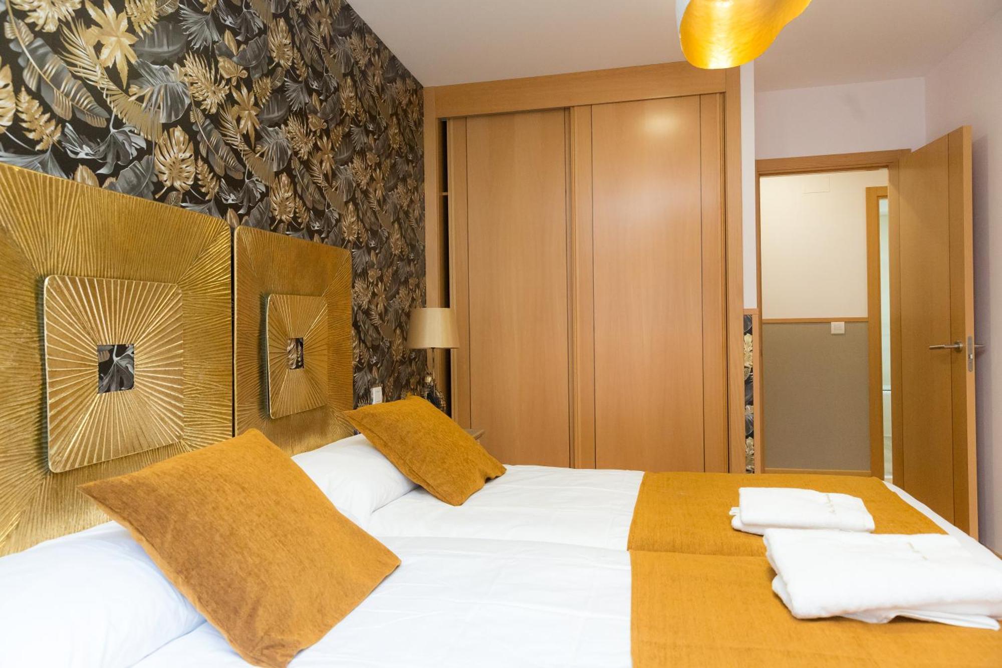 Apartamentos San Pedro Regalado Valladolid Eksteriør billede