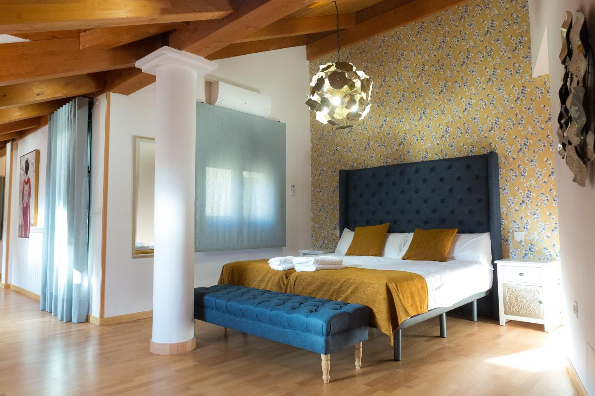 Apartamentos San Pedro Regalado Valladolid Eksteriør billede
