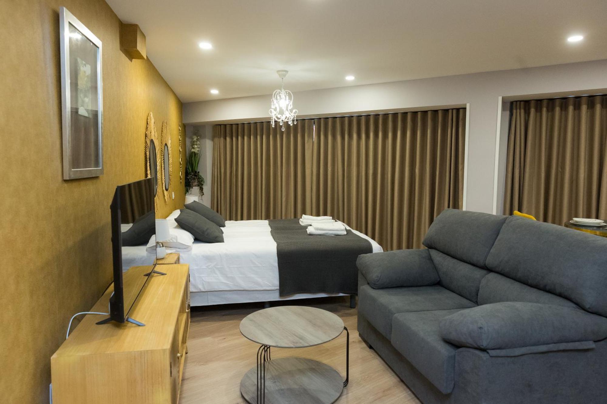 Apartamentos San Pedro Regalado Valladolid Eksteriør billede